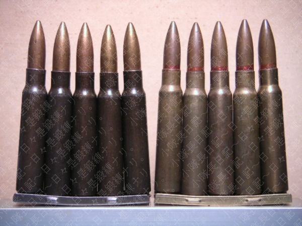 九九式小銃実包2種クリップ付き.jpg