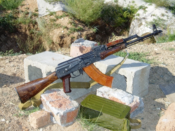 akmO.jpg